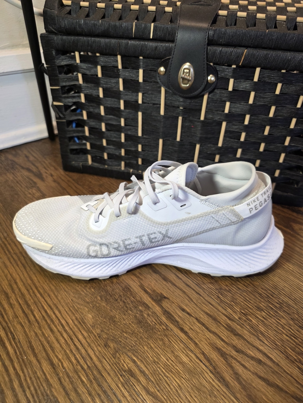 Nike Pegasus GTX Men's Running Shoes Size 10.5